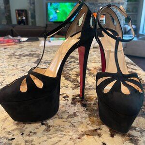 Christian Louboutin Size 38 Amyada Suedo T-Strap Platform